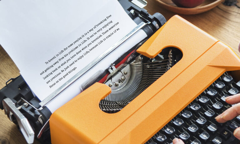 Jak pisać brief dla copywritera – przykłady i co warto dodać